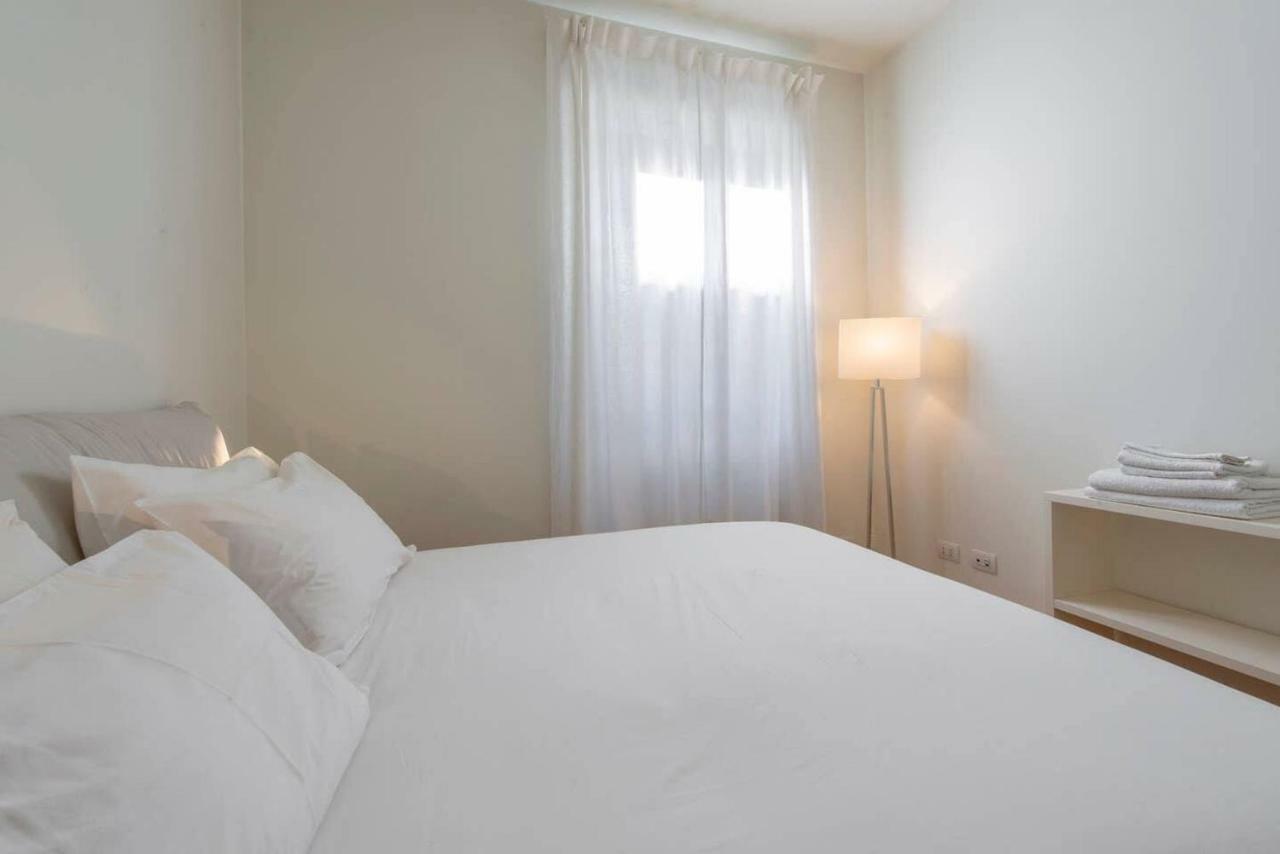 Joivy 1Br Apt In Isola With Stunning View To Bosco Verticale Μιλάνο Εξωτερικό φωτογραφία
