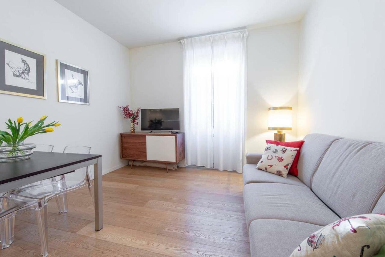 Joivy 1Br Apt In Isola With Stunning View To Bosco Verticale Μιλάνο Εξωτερικό φωτογραφία